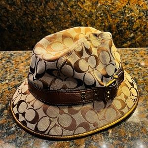 Coach Signature Jacquard Bucket Hat